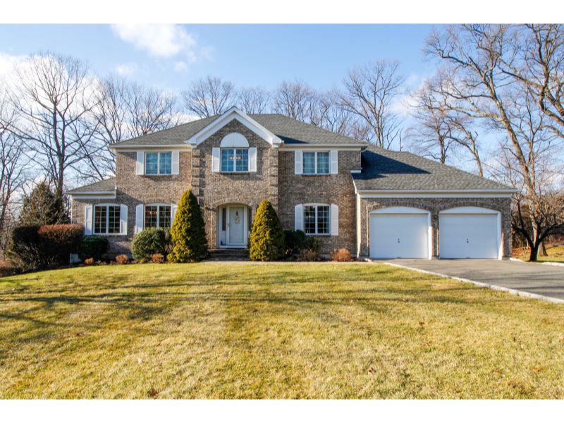 CENTURY 21 Real Estate Property