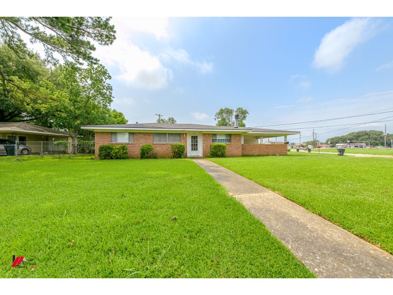 1210 Gretchan Lane, Bossier City, LA 71112 MLS 20363156 CENTURY 21