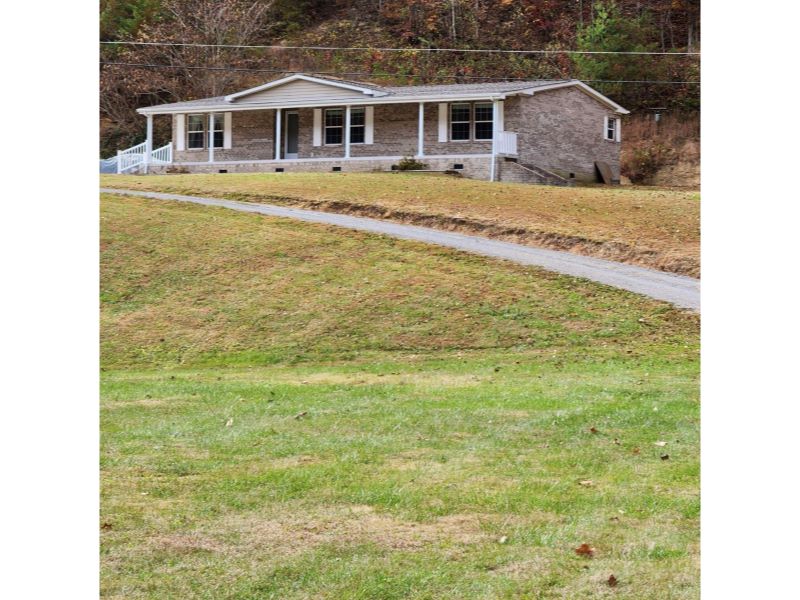 42 Mills Hunter Rd, Pineville, KY 40977 MLS 1214147 CENTURY 21