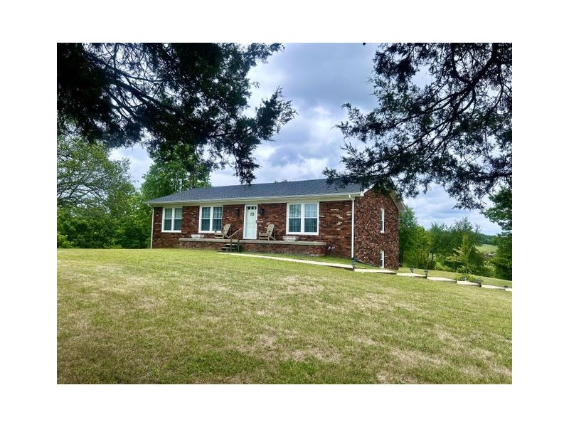 CENTURY 21 Real Estate Property