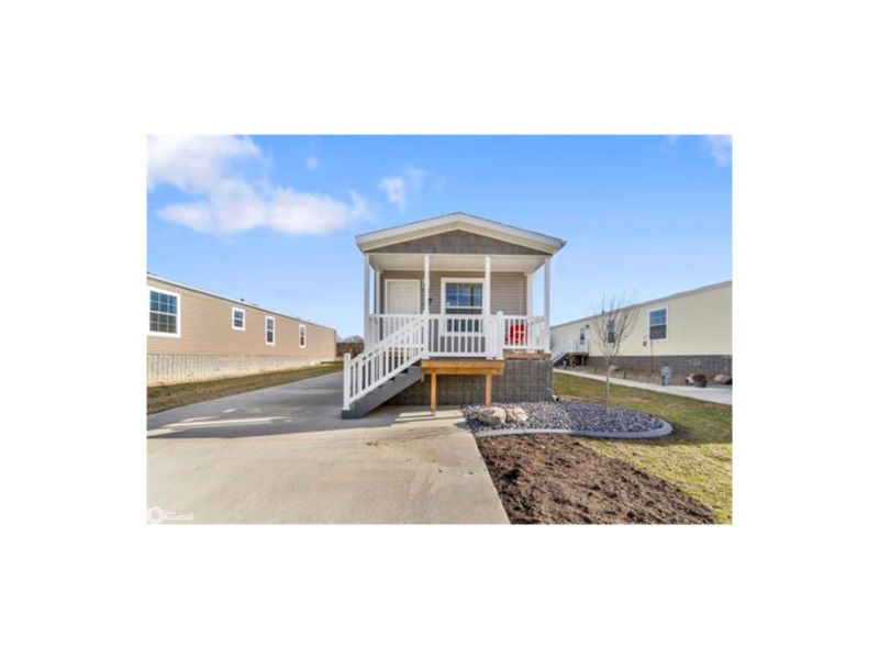 1500 E. Linden 114 Dr., Mt. Pleasant, IA 52641 MLS 6312873 CENTURY 21