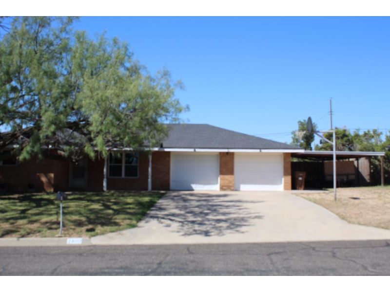 CENTURY 21 Real Estate Property