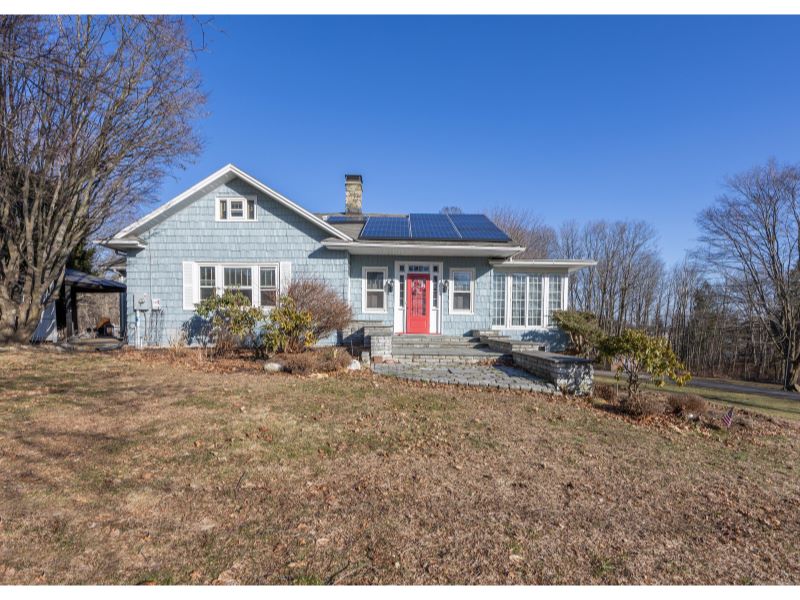 CENTURY 21 Real Estate Property