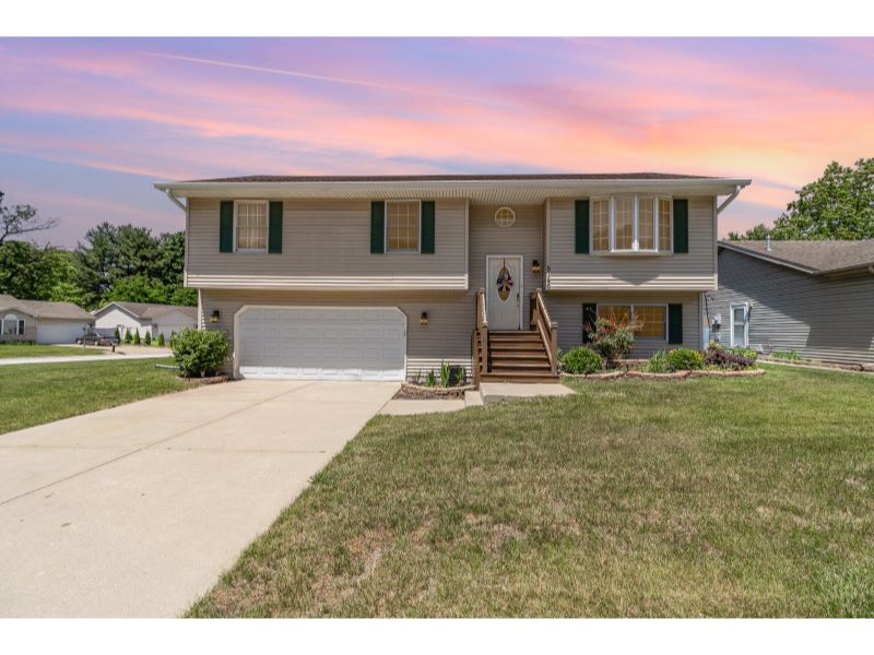 5146 Dolphin Drive, Portage, IN 46368 MLS 804272 CENTURY 21