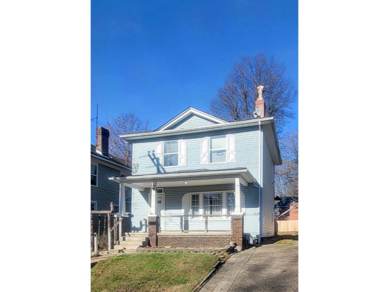 CENTURY 21 Real Estate Property